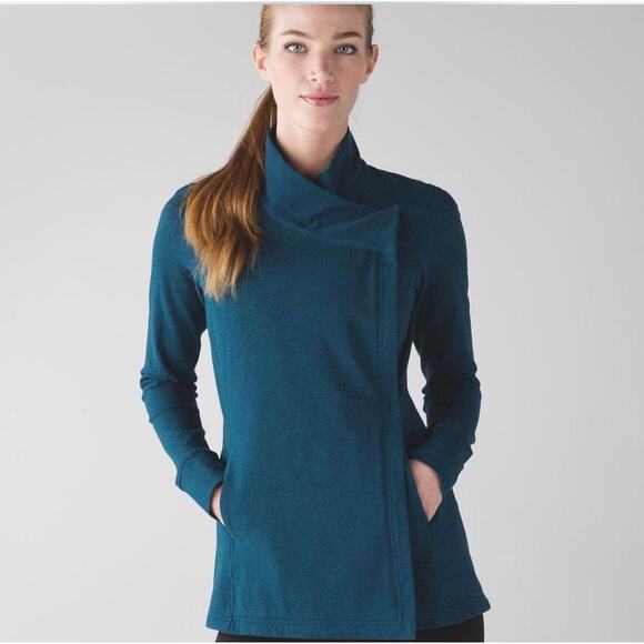 Lululemon Coast Wrap II in Heathered Alberta Lake Blue Size 8 - Picture 1 of 8